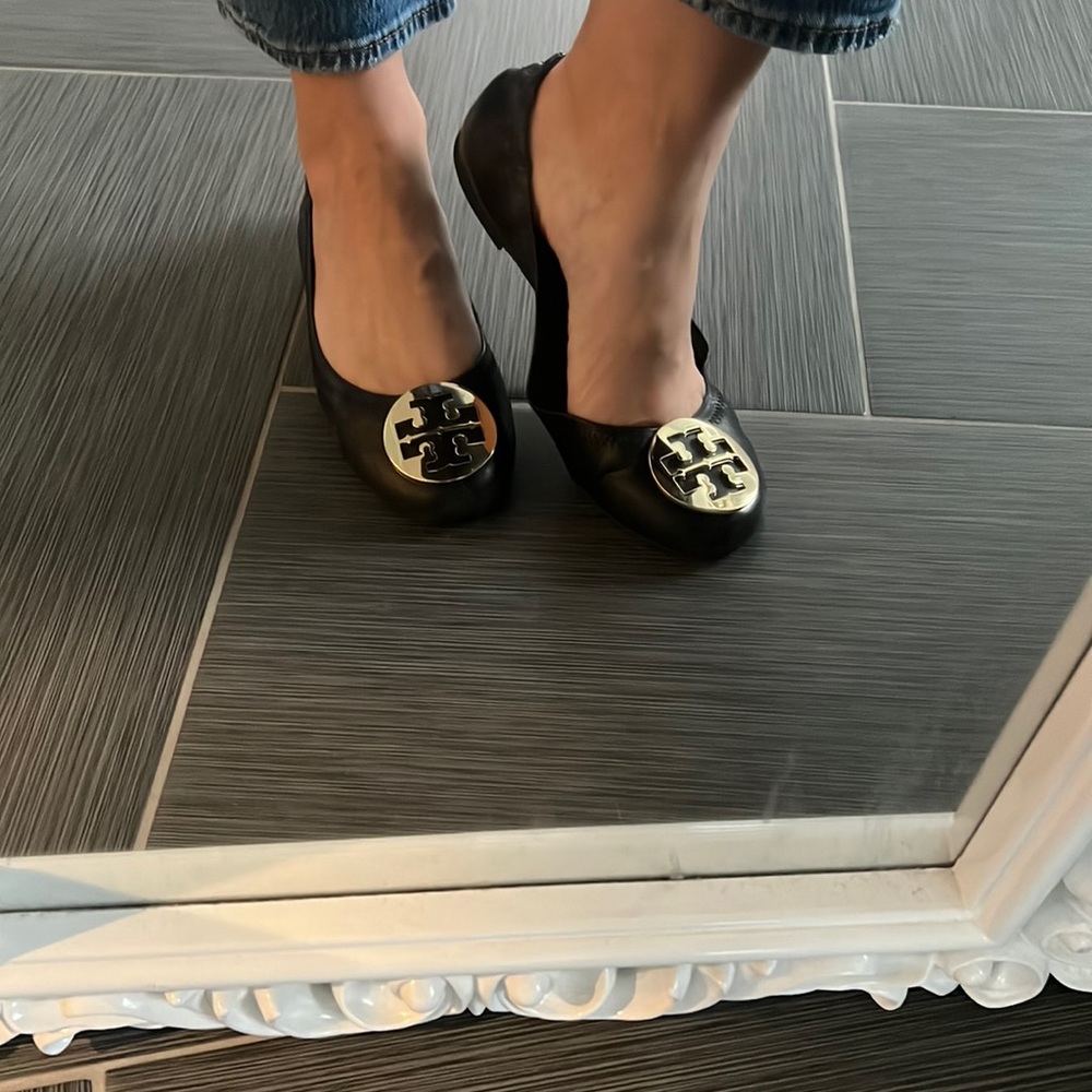 Tory Burch slides size 9(?)